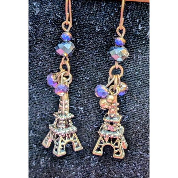 Eiffel Tower Antique Gold Tone Purple Crystal Cluster Dangle Earrings - Picture 1 of 5